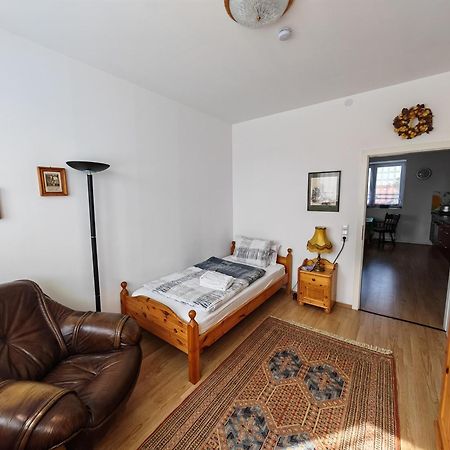 Apartment O3 - Gehobene 6-Zimmer Wohnung 175Qm Fuer 1-7 Personen 2X Dz 3X Ez グラーフェンヴェーア エクステリア 写真
