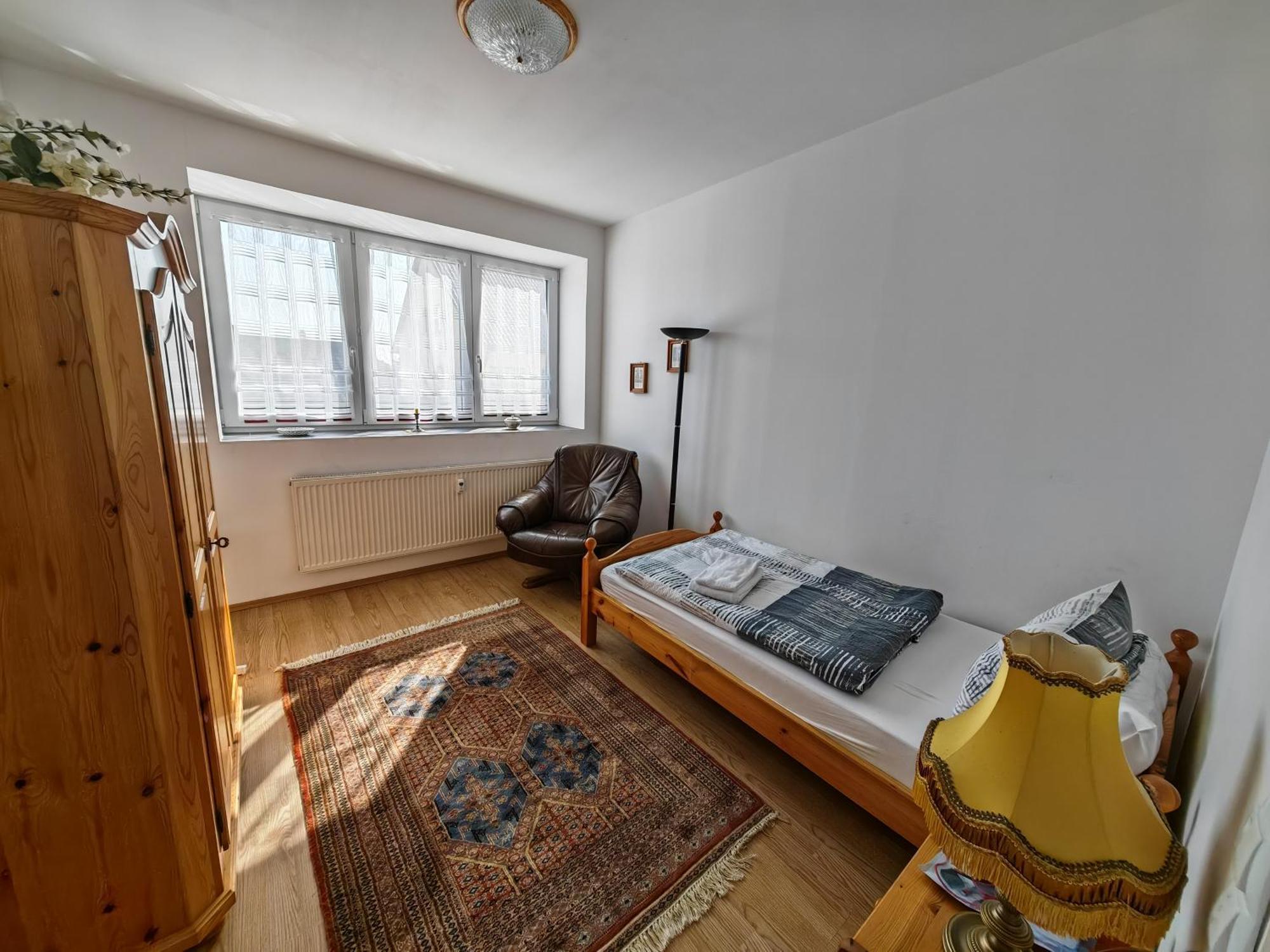 Apartment O3 - Gehobene 6-Zimmer Wohnung 175Qm Fuer 1-7 Personen 2X Dz 3X Ez グラーフェンヴェーア エクステリア 写真